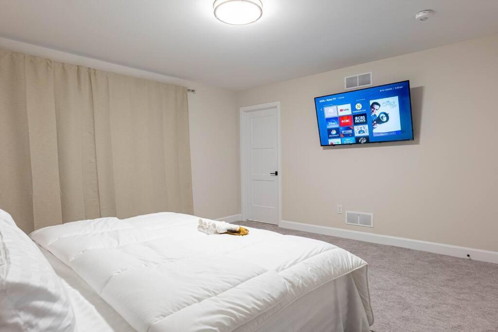 Luxury Niagara 3 Bdr Townhouse /Garage Apartment Bagian luar foto