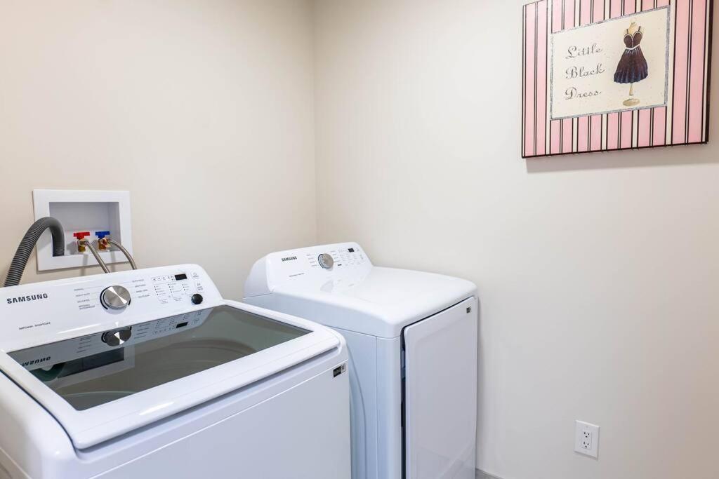 Luxury Niagara 3 Bdr Townhouse /Garage Apartment Bagian luar foto
