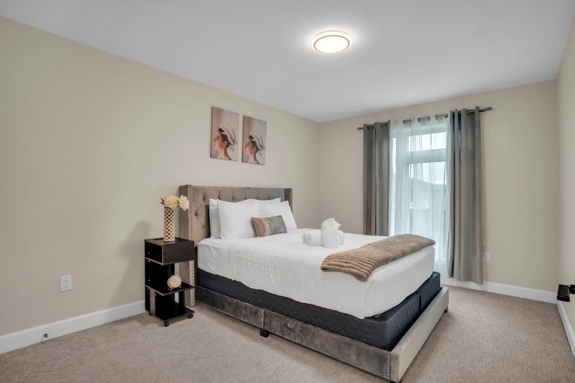 Luxury Niagara 3 Bdr Townhouse /Garage Apartment Bagian luar foto